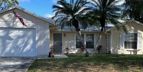 2642 Cadet Cir, Fort Pierce, FL 34953-2811