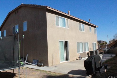 15058 Zircon Dr, Victorville, CA 92394-0540