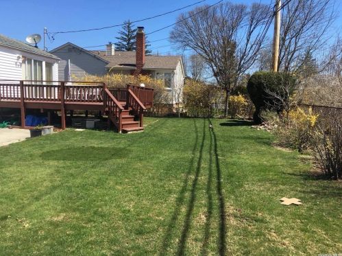 49 Elmtree Ln, Muttontown, NY 11753-2632