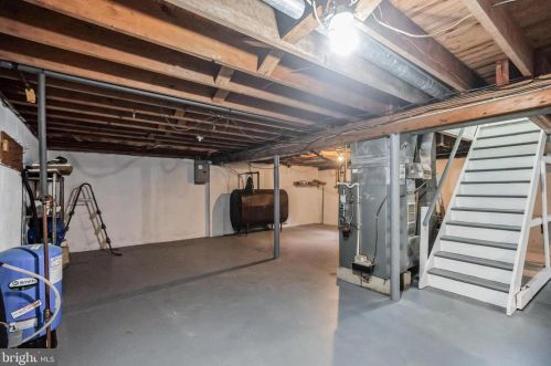 57 Evergreen Ave, Blenheim NJ  08012-3222 exterior