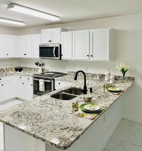 162 Shadowview Ct, Lehigh Acres FL  33974-0802 exterior