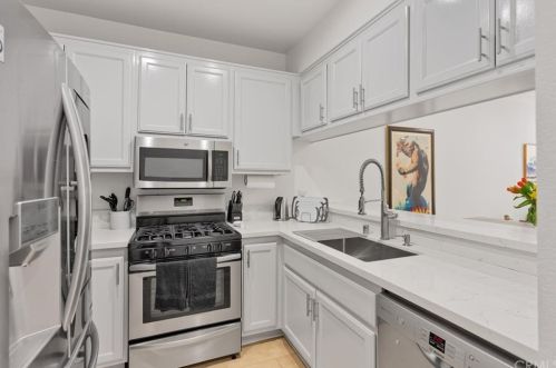 555 Maine Ave, Long Beach, CA 90802-1164