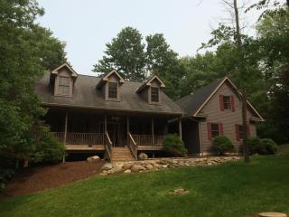 4972 Mink St, Johnstown, OH 43031-9559