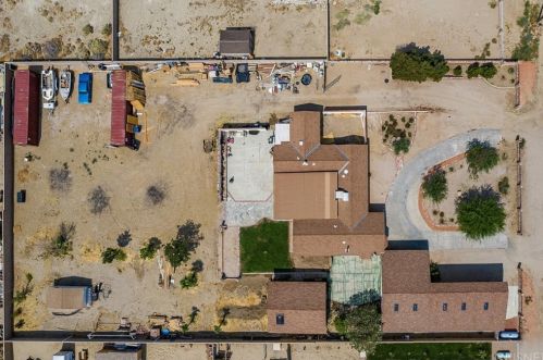 3124 Avenue, Lancaster CA exterior