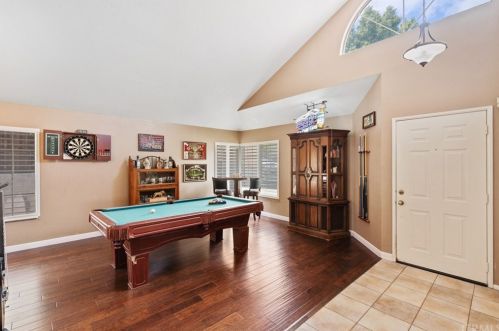 8512 Rosemary Dr, Riverside CA exterior