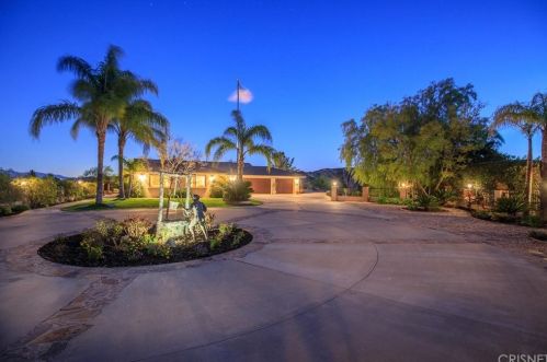 30415 Remington Rd, Santa Clarita CA  exterior
