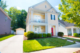 9834 Grier Springs Ln, Charlotte, NC 28213-2162