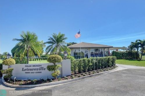 1606 14th Ave, Boynton Beach FL  33426-5809 exterior