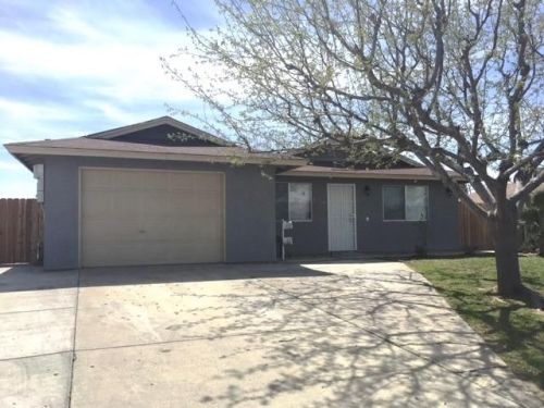 424 Marin St, Avenal, CA 93204-1157