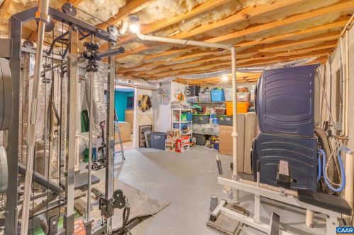 3 Watts Cir, Bybee VA  22963-2051 exterior