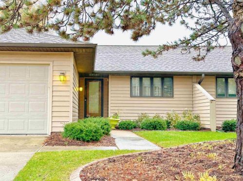3522 Highland Center Dr, Green Bay, WI 54311-7355