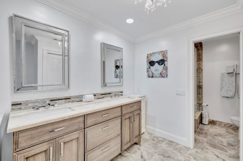 5112 Foxpointe Cir, Delray Beach FL  33445-4345 exterior