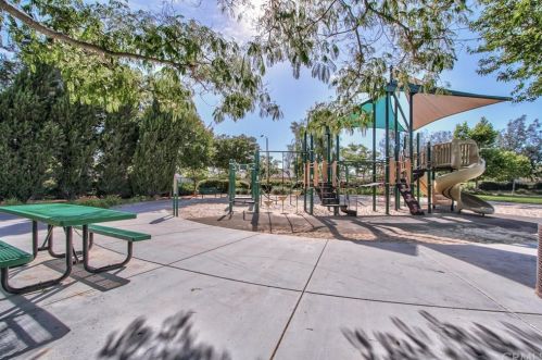 42755 Larry Lee Ln, Temecula CA  92592-7102 exterior