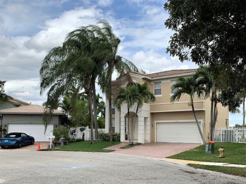 2233 131st Ter, Hollywood, FL 33027-2663