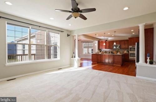 445 Lord Fairfax St, Charles Town WV  25414-2603 exterior