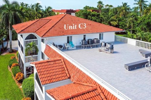3041 Gulf Dr, Sanibel, FL 33957-8600