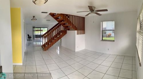 12148 Pasadena Way, Boynton Beach, FL 33437-2013