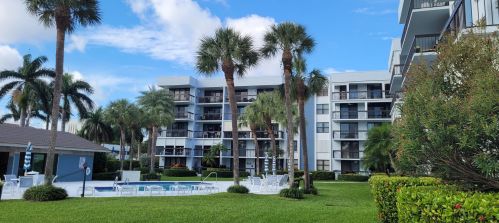 611 7th St, Delray Beach FL  33483-5125 exterior