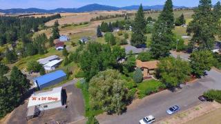 203 Center St, Rockford, WA 99030-9780