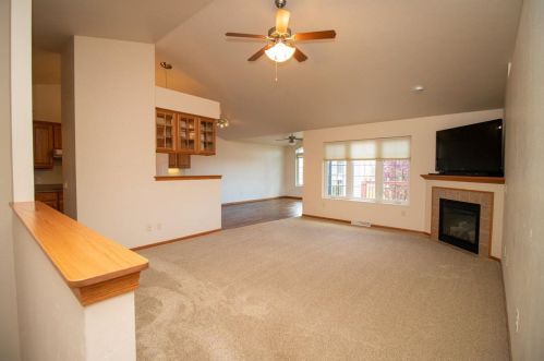 29 Yorkshire Dr, Fond Du Lac, WI 54935-8024