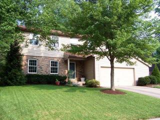 1063 White Pine Ct, Cincinnati, OH 45255-4742