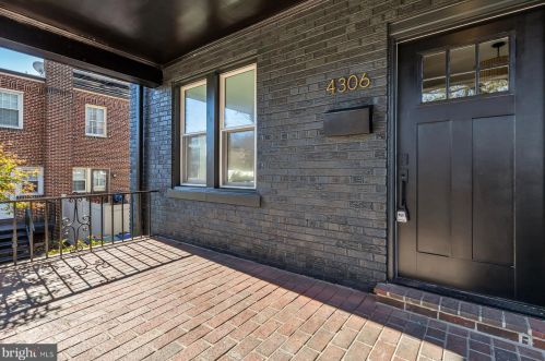 4306 12th St, Washington, DC 20032-4604