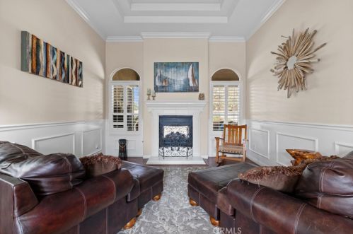 10504 Chesterfield Ct, Bakersfield CA 93311-3722 exterior