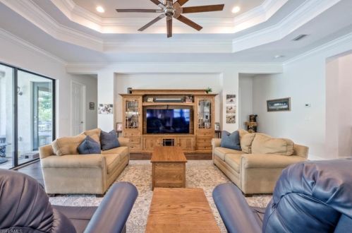 3304 Atlantic Cir, Naples FL  34119-8638 exterior