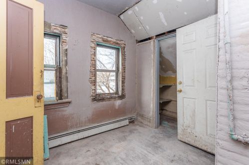 618 Pierce St, Minneapolis MN 55413-2528 exterior