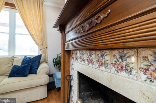 102 High St, Edinburg VA  22824-3084 exterior