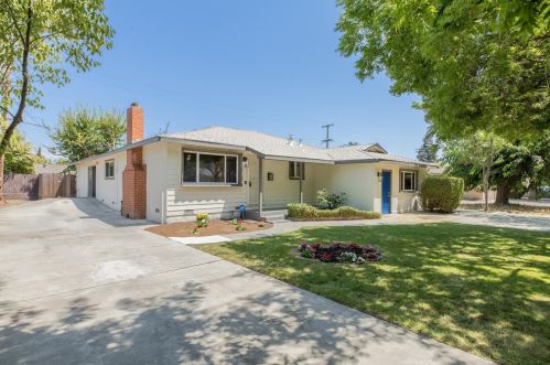 2304 Carver Rd, Modesto, CA 95350-2720