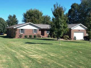 280 Livingston St, Hanson, KY 42413-2106
