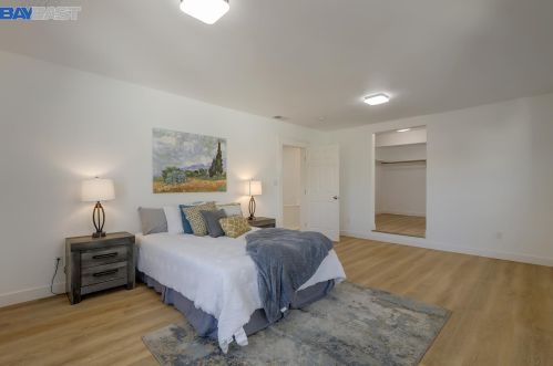 1802 88th Ave, Oakland CA  94621-1008 exterior
