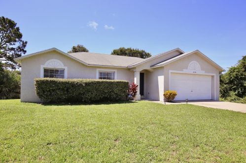 3178 Mapleshade St, Deltona, FL 32738-4472