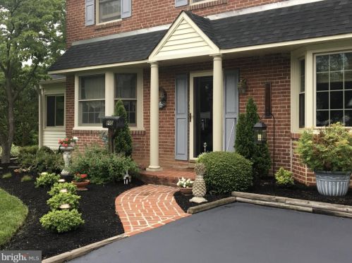 505 Brentwood Dr, Wilmington, DE 19803-4309