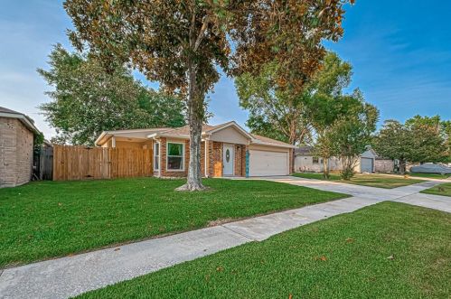 6927 Foxport Ln, Humble, TX 77338-1324