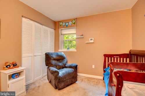 100 Hilldale Rd, Etters PA  17319-9469 exterior