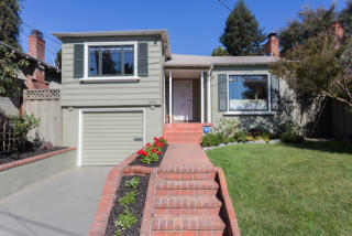 3153 Eastman Ave, Oakland, CA 94619-1805