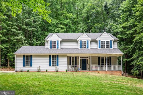 8013 Pembroke Cir, Spotsylvania, VA 22551-2561