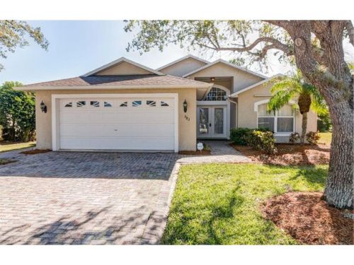 583 Willow Ct, Sebastian, FL 32958-3934