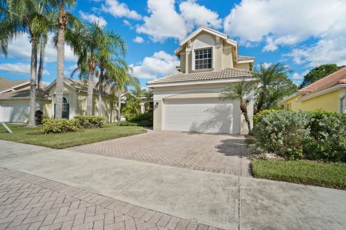 851 Munjack Cir, Fort Pierce, FL 34986-3458