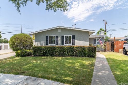 6041 Benmore St, Long Beach CA  90815-1408 exterior