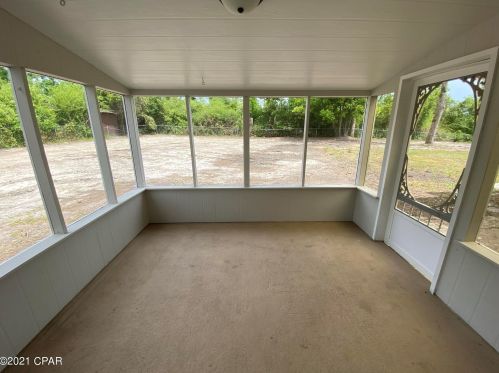 2078 Church St, Marianna FL  32448-2587 exterior