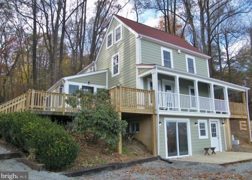 13293 Wilt Store Rd, Leesburg, VA 20176-5407