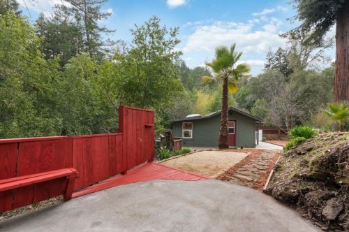 430 Creekside Way, Lompico CA  95018-9036 exterior