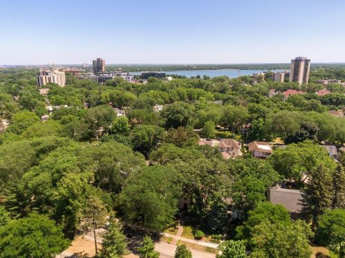 2825 Sunset Blvd, Minneapolis, MN 55416-4232