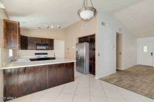 1872 Winchester Way, Chandler, AZ 85286-0976