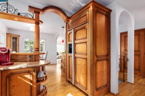 40 Las Palomas, Orinda CA  94563-1916 exterior