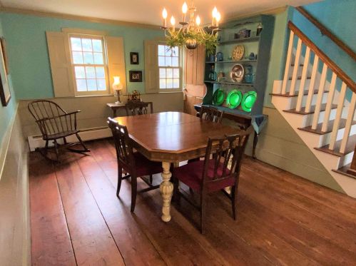 73 Main St, Hopkinton NH  03229-3003 exterior