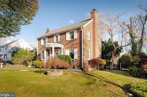 637 Croyden Rd, Cheltenham, PA 19012-1615
